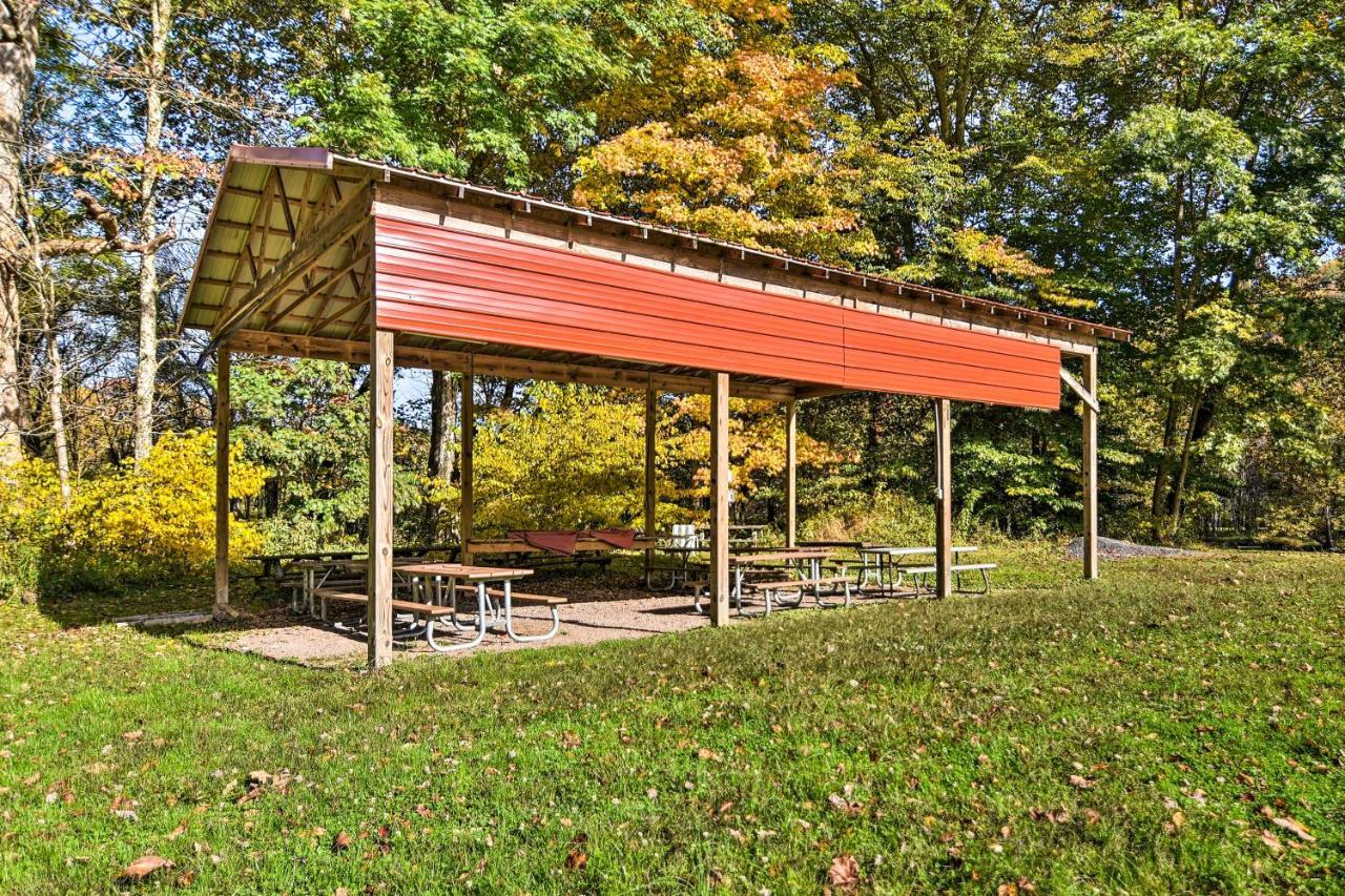 Pet-Friendly Cabin With Fire Pit And River Access! Parsons Bagian luar foto