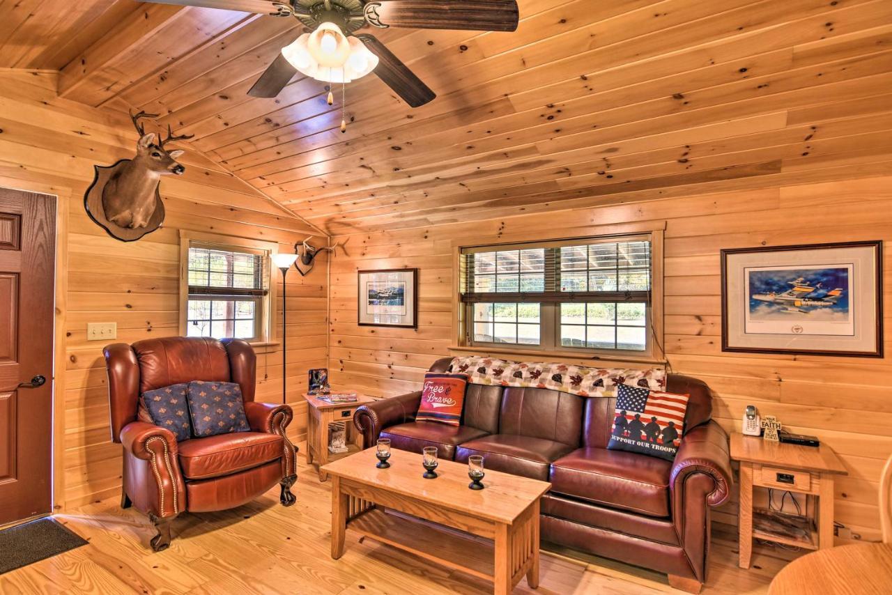 Pet-Friendly Cabin With Fire Pit And River Access! Parsons Bagian luar foto