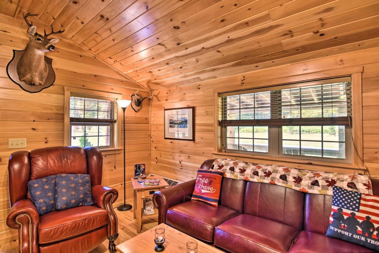 Pet-Friendly Cabin With Fire Pit And River Access! Parsons Bagian luar foto