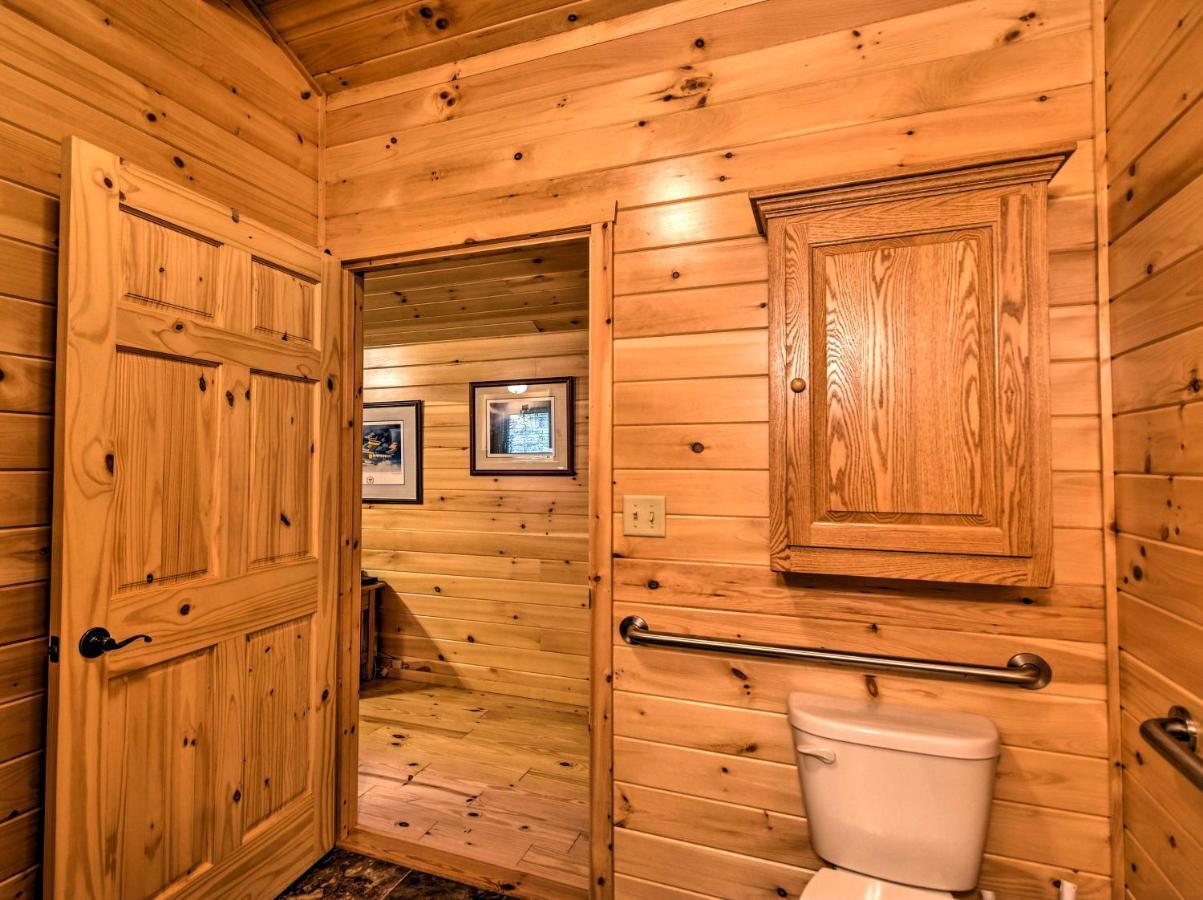 Pet-Friendly Cabin With Fire Pit And River Access! Parsons Bagian luar foto