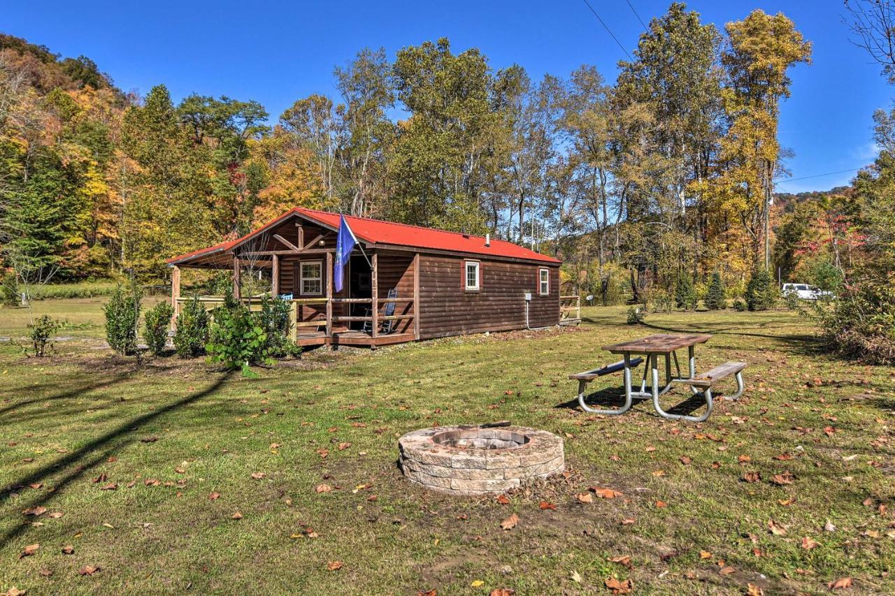 Pet-Friendly Cabin With Fire Pit And River Access! Parsons Bagian luar foto